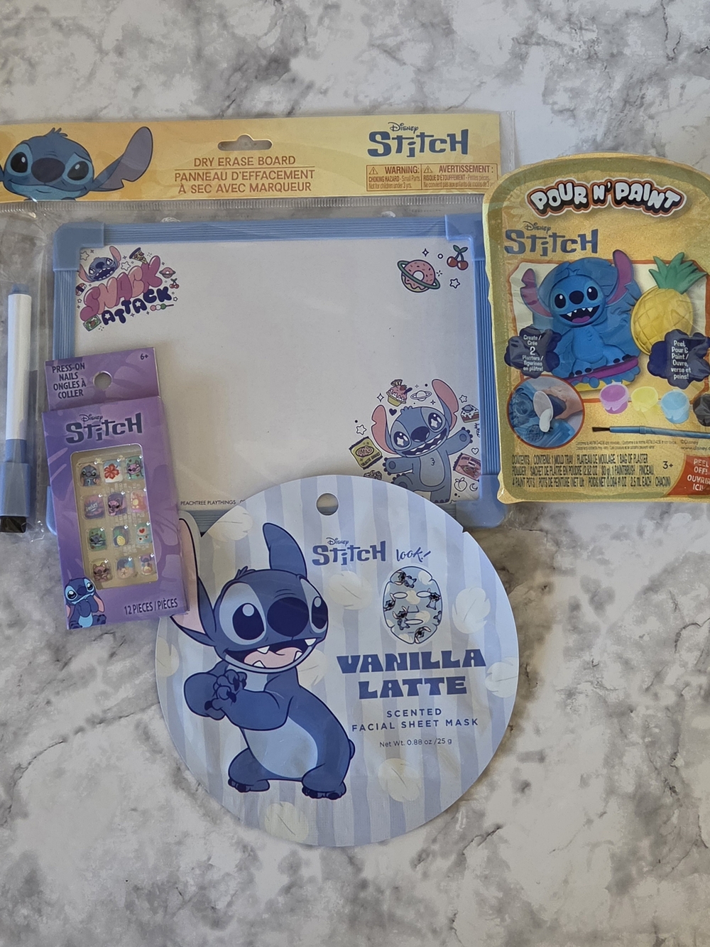 Disney Stitch - 4 Piece Set Dry Erase Board, Nails, Face Mask & Pour n' Paint